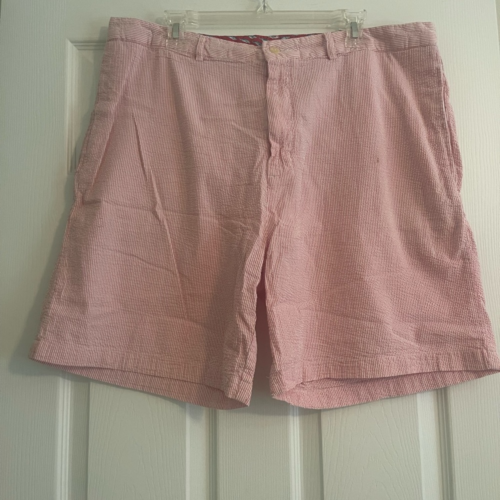 Vineyard Vines Men’s Pink Seersucker Shorts size 38